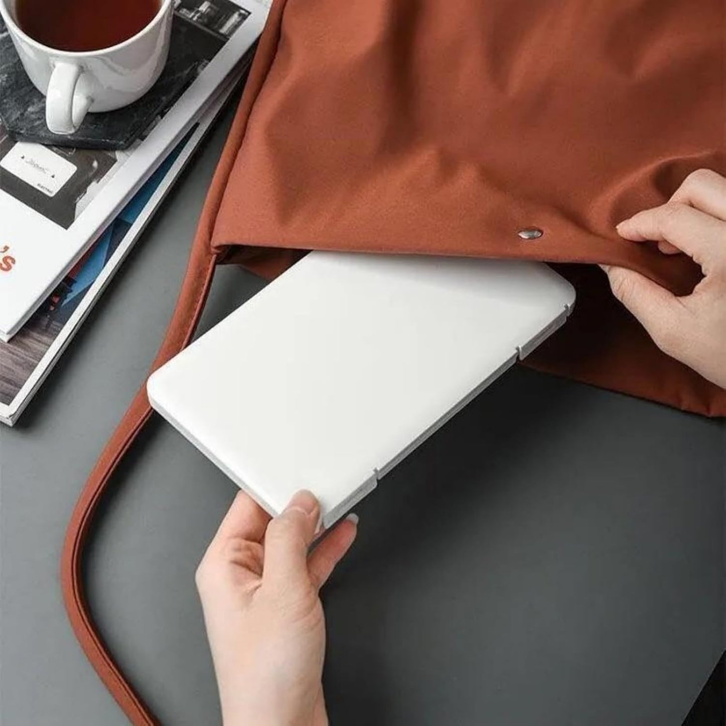 Masks Organizer, False Eyelashes Storage Box Portable,Face Masks Plastic Case Storage Box (White)