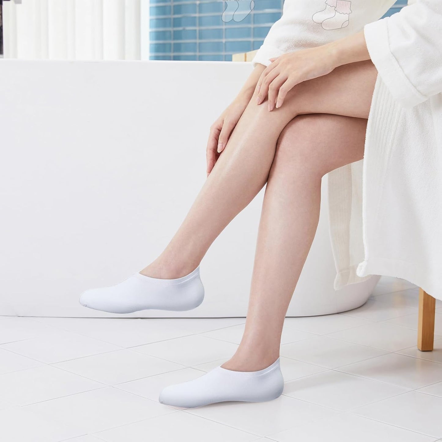 12 Pairs Moisturizing Socks Overnight for Dry Feet Cotton Spa Lotion Cotton Moisture Enhancing Cosmetic Moisturizing Socks for Women Men Foot Care Dry Cracked Feet(Beautiful,White)