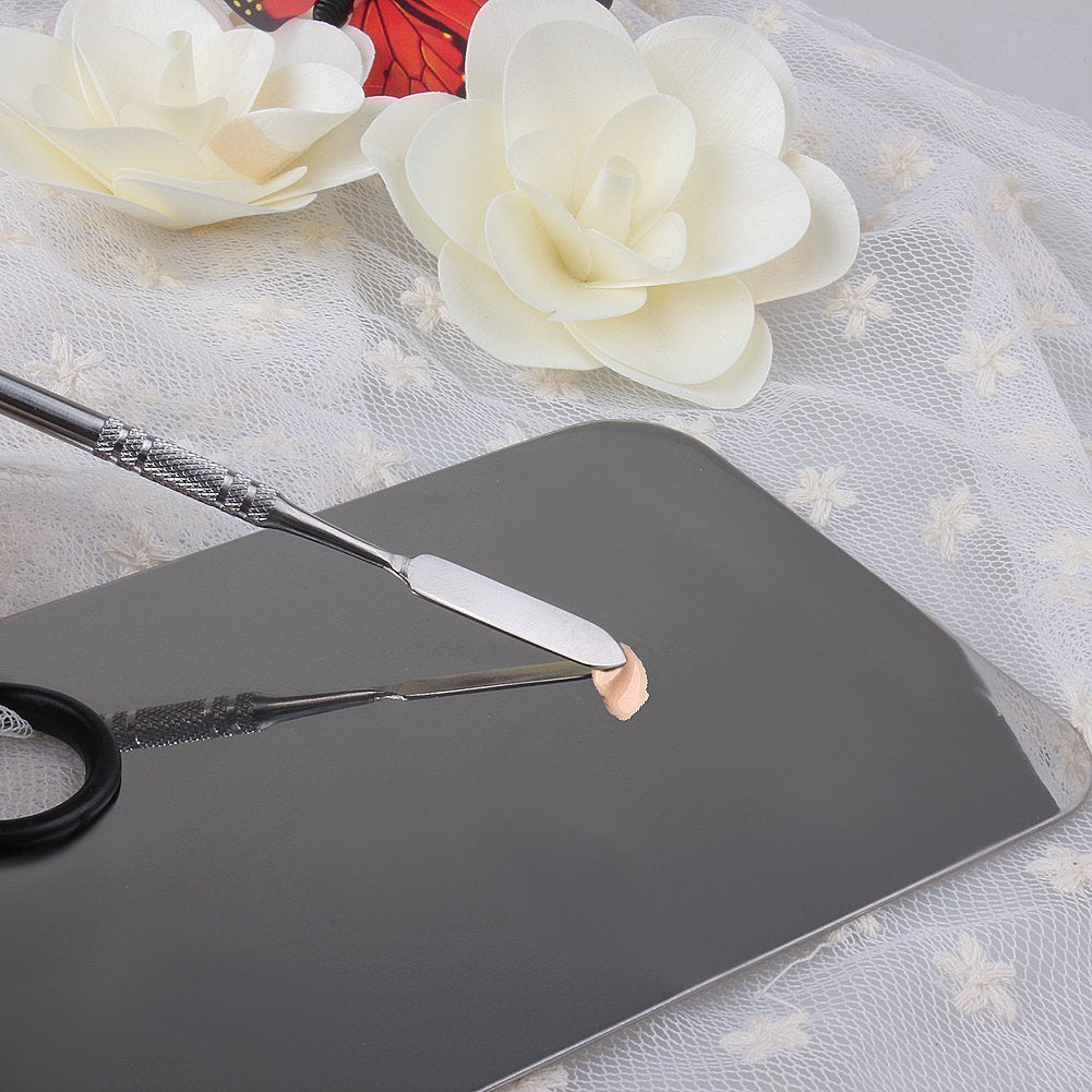 Onwon Stainless Steel Professional Pro Lady Cosmetic Makeup Palette Nail Eye Shadow Mixing Makeup Palette with Spatula Tool(150x100MM)