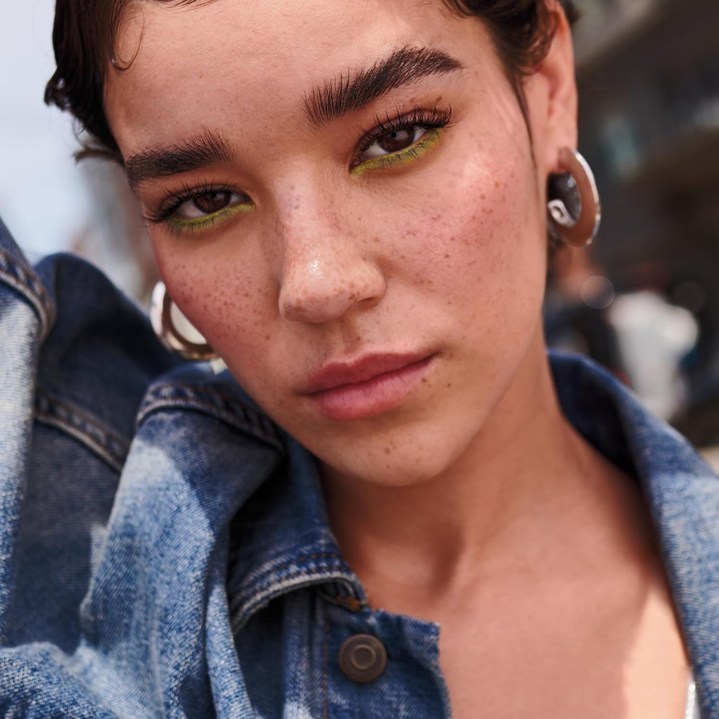 Maybelline Super Lock Brow Glue Eyebrow Gel, Lightweight and Waterproof Tinted Brow Gel For Up To 24HR Hold, Black, 1 Count