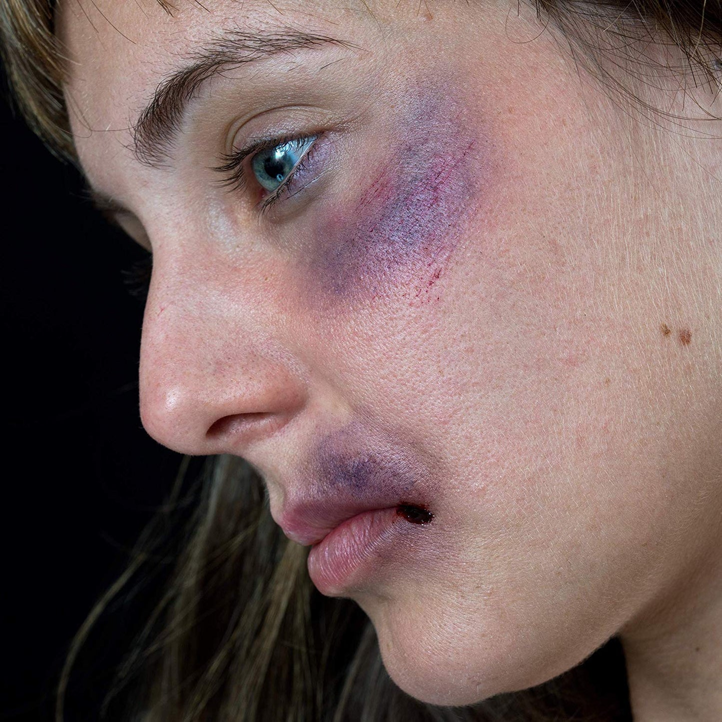 Mehron Makeup Tri-Color Character Makeup Palette | Halloween, Special Effects and Theater Cream Makeup FX Palette | Face Paint Makeup .7 oz (20 g) (BRUISE)