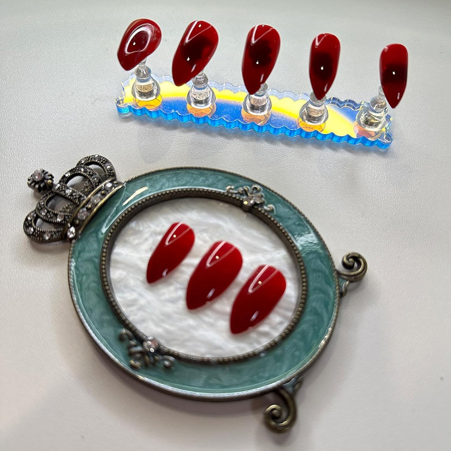 3 Pcs Nail Art Palette, Nail Art Painting Mixed Color Palettes Crown Nail Holder Retro Nail Art Display Board, Nail Art Display Tools Photography Props