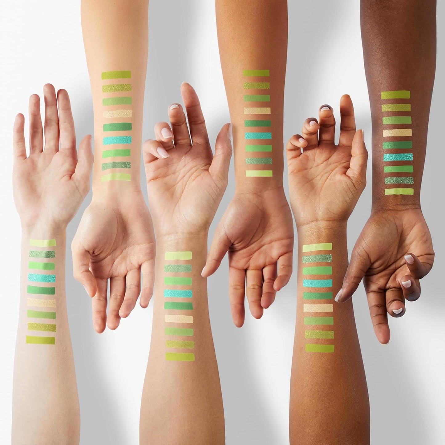 9 Colors Shimmer Matte Green Eyeshadow Palette. Highly Pigmented Light Green Eyeshadow Dark Green Eye shadow Paleta.Blendability Shiny Matte Green Makeup Powder Palet.paleta de sombras de ojos verdes