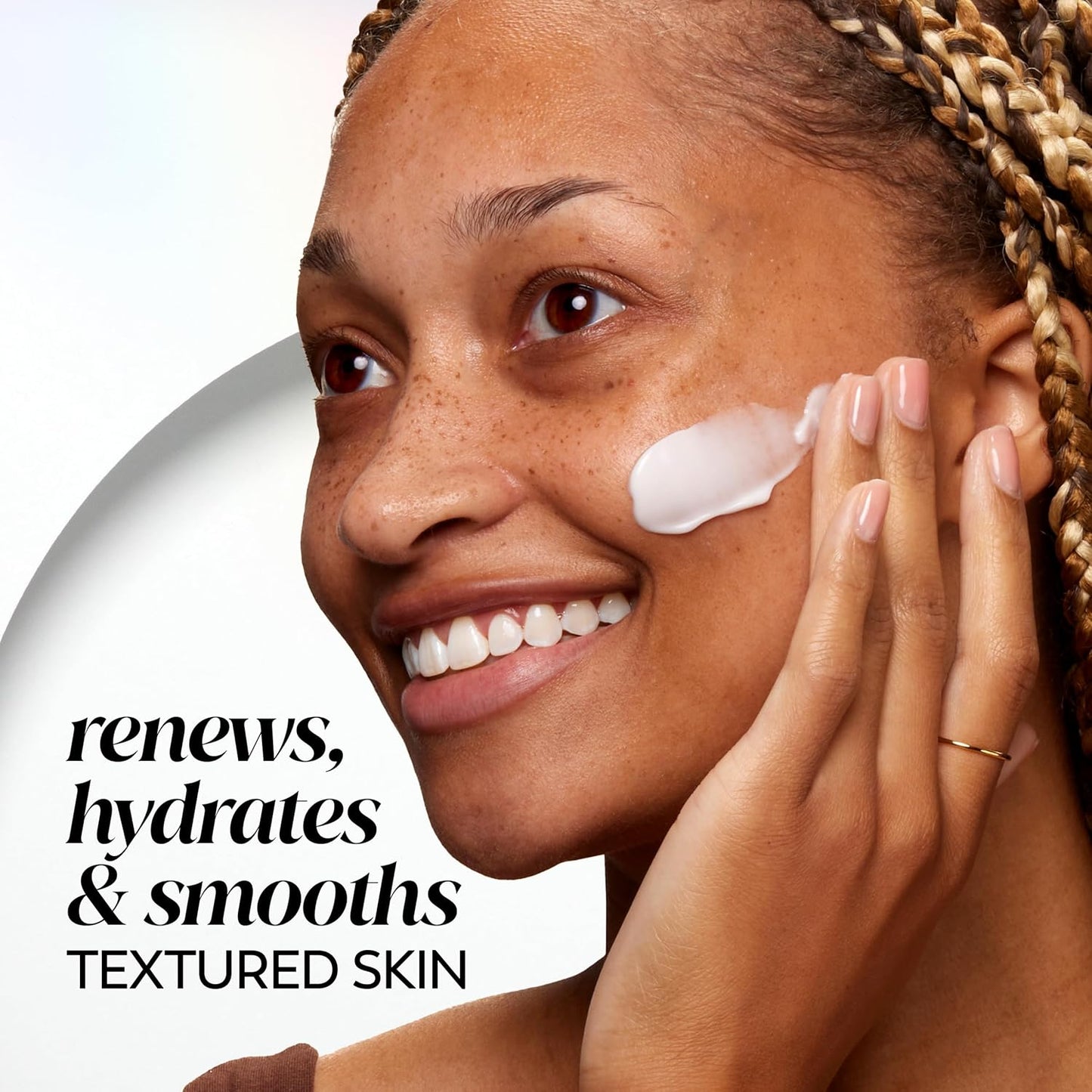 Olay Retinol Face Moisturizer, Smooth & Renew Cream for Women, Fragrance-Free - Anti-Aging, Anti-Wrinkle, Smooth Fine Lines, Tightening, Brightening - Recyclable Sustainable Eco Jar, Non-Greasy, 2 Oz